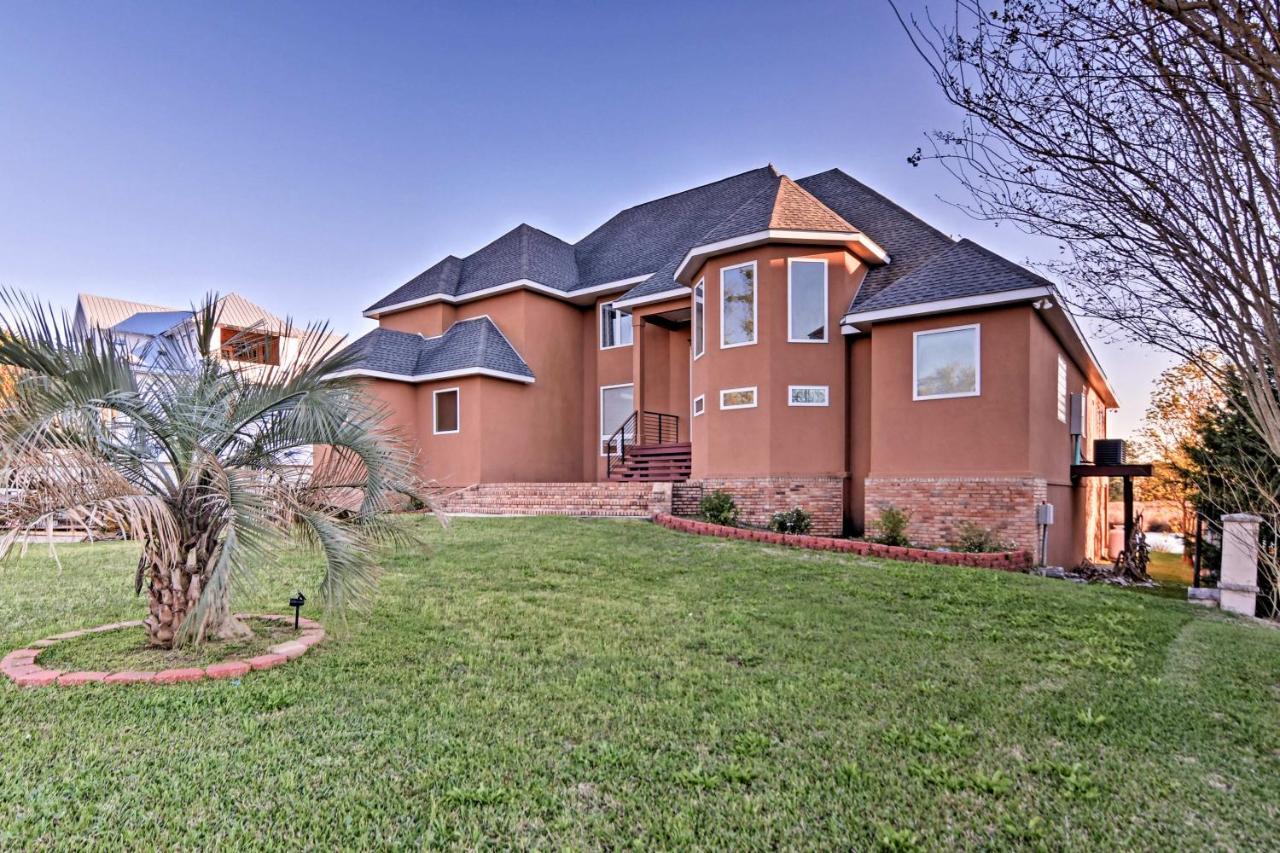 Gorgeous Ocean Springs Waterfront Home With Dock! Exteriér fotografie